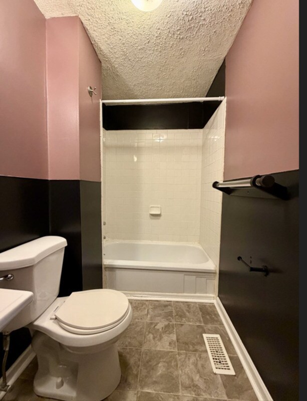 Building Photo - 1511 Hamorton Pl