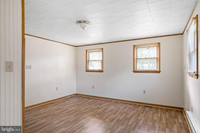 Building Photo - 34490 Virginia Dr