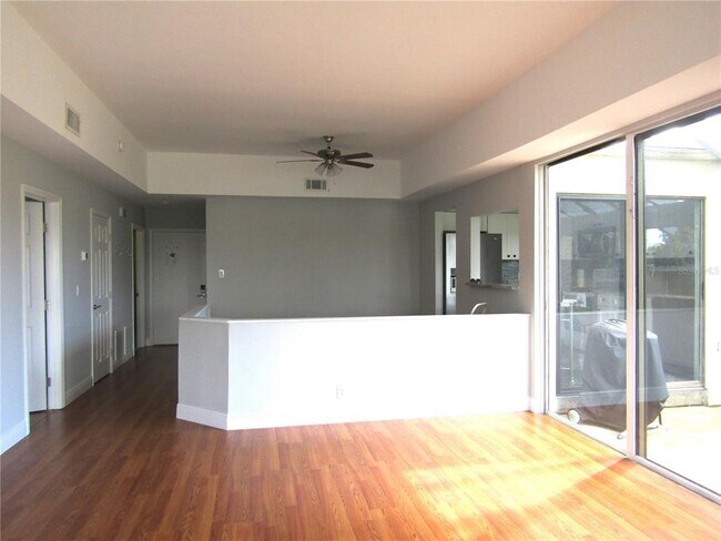 Building Photo - 2405 Crispin Ct