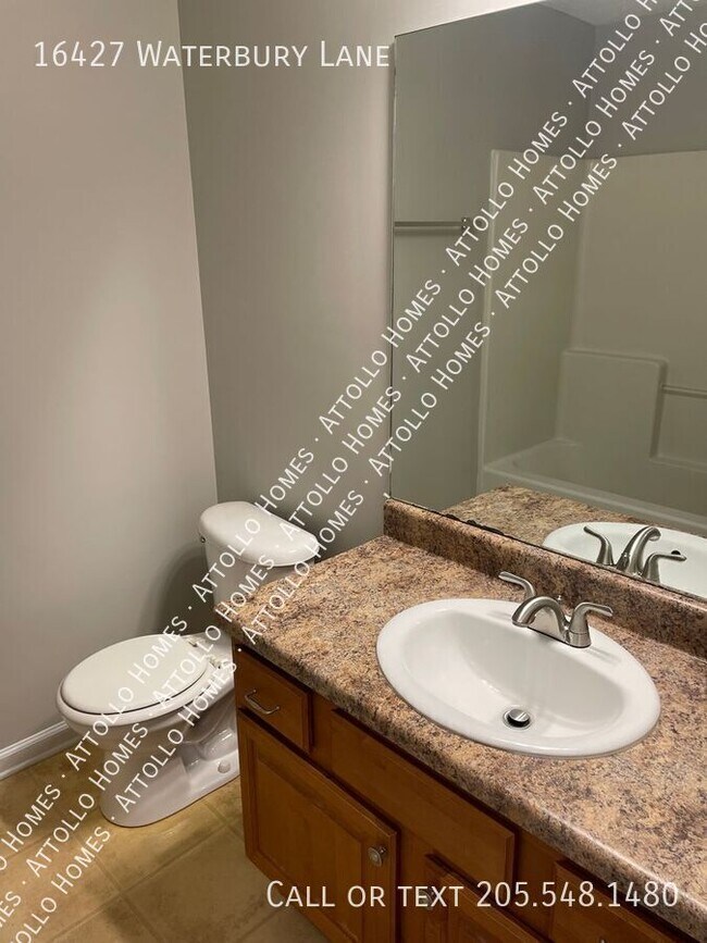 Building Photo - 16427 Waterbury Ln