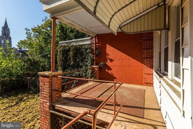 Building Photo - 161 Cotton St