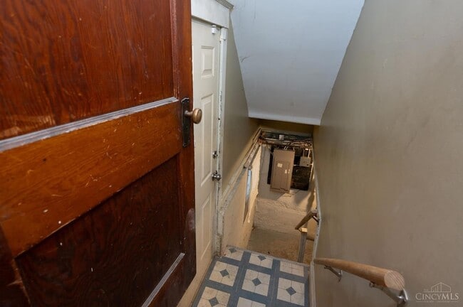 Building Photo - 21 Glenwood Ave