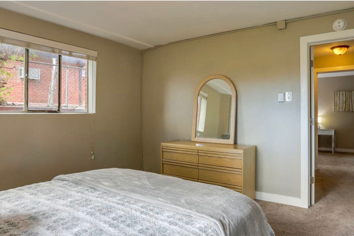 Building Photo - 3350 Kearney St