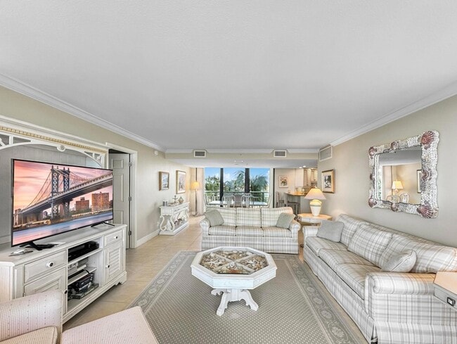 Building Photo - 3000 N Ocean Dr