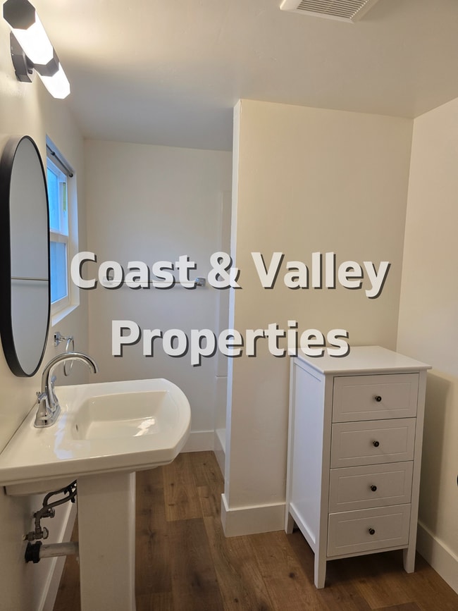 Building Photo - Charming 2-Bedroom Home in Gonzales