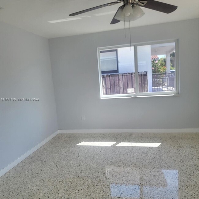 Building Photo - 551 NW 60th Ct