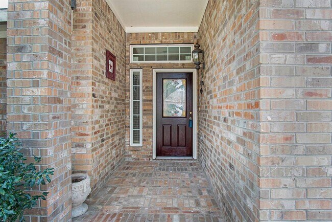 Building Photo - 16011 Rustlers Trail Ln