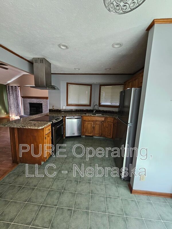 Building Photo - 12321 Wirt St