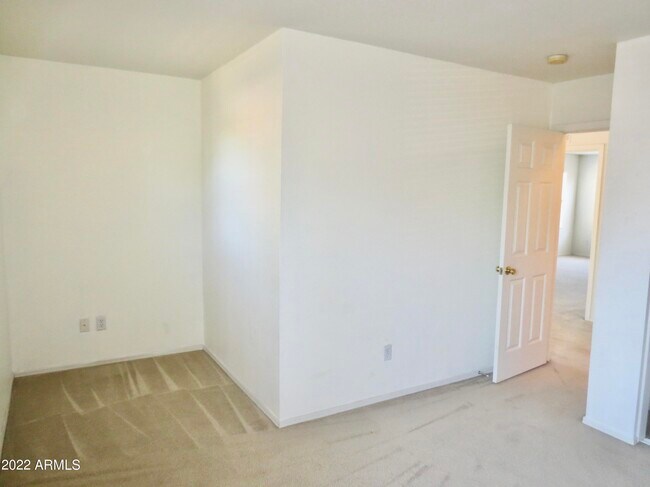Building Photo - 2123 S Luther