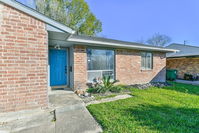 Building Photo - 11411 Murr Way