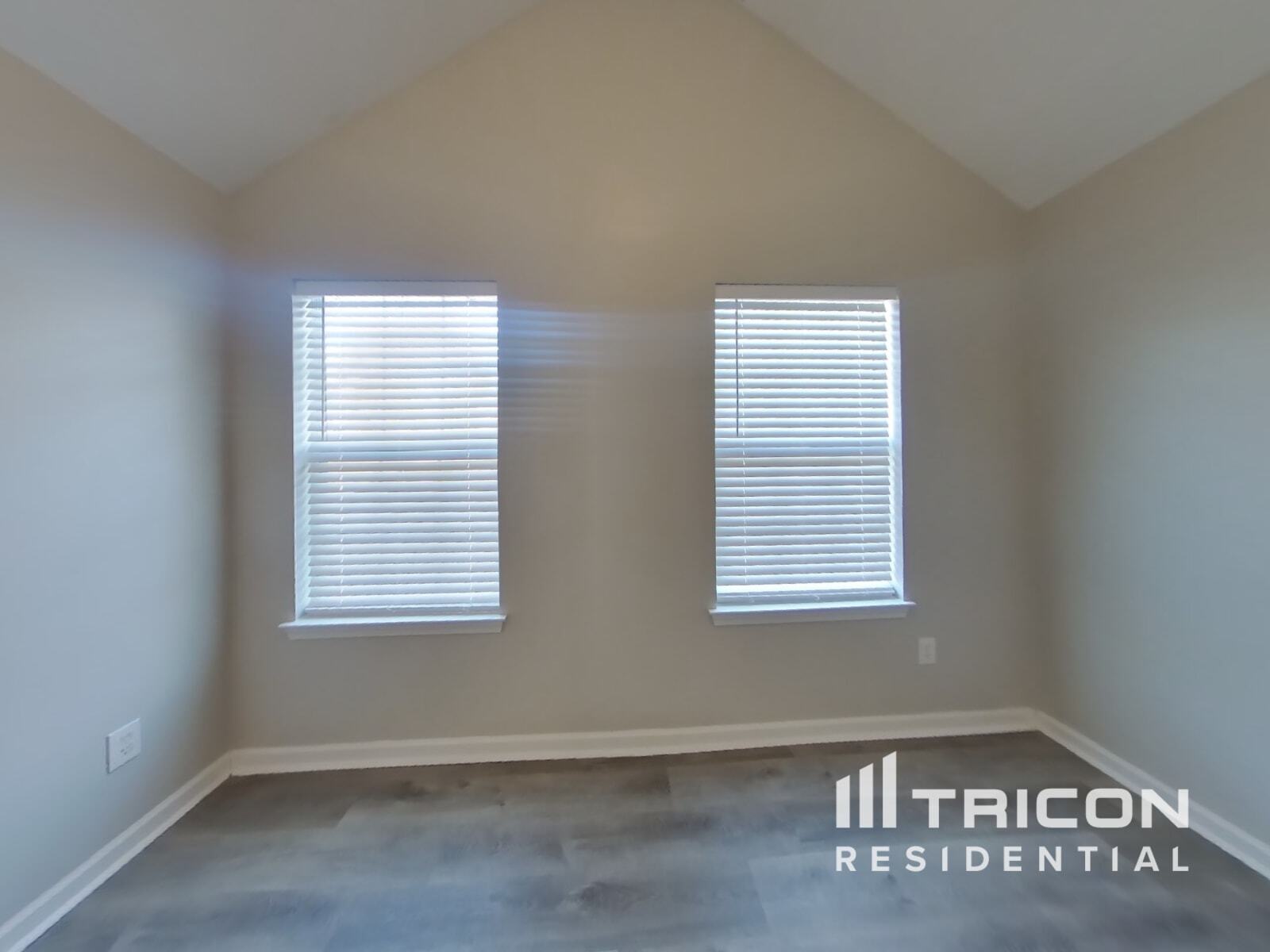Building Photo - 308 Hidden Creek Ln