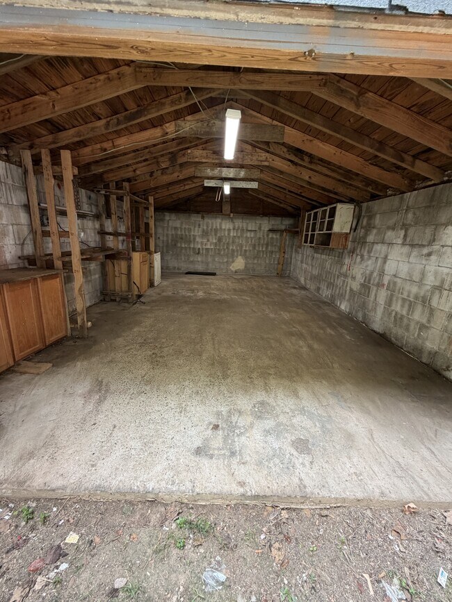 Building Photo - 7204 TN-76