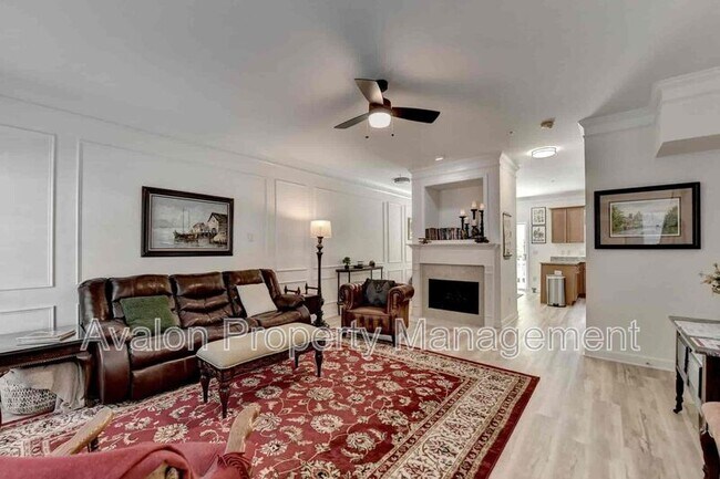 Building Photo - 1213 Harris Commons Pl