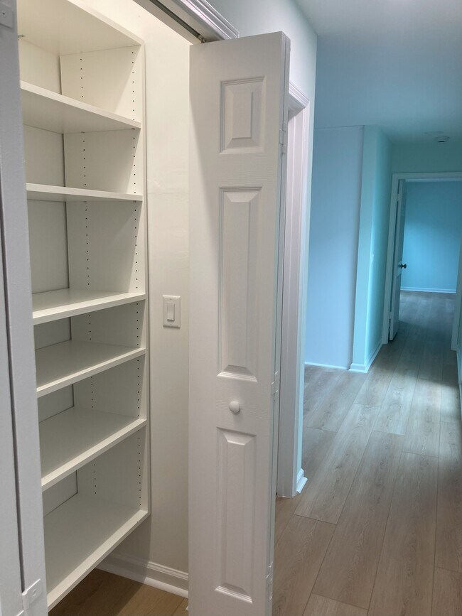 Kitchen pantry closet - 208 Mayan Ter