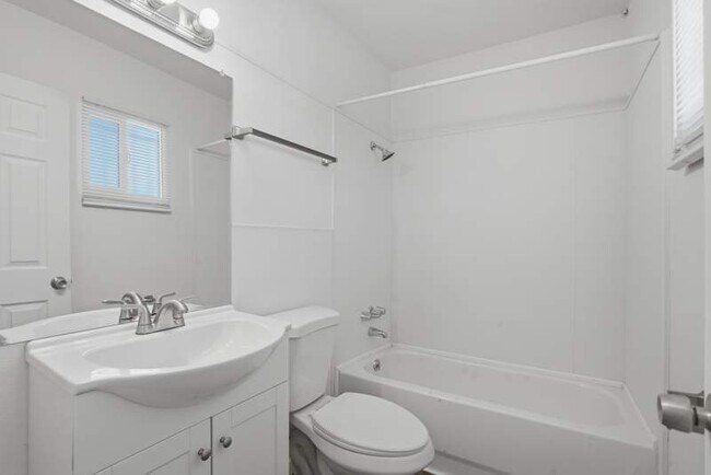 Building Photo - 7240 S 7th St