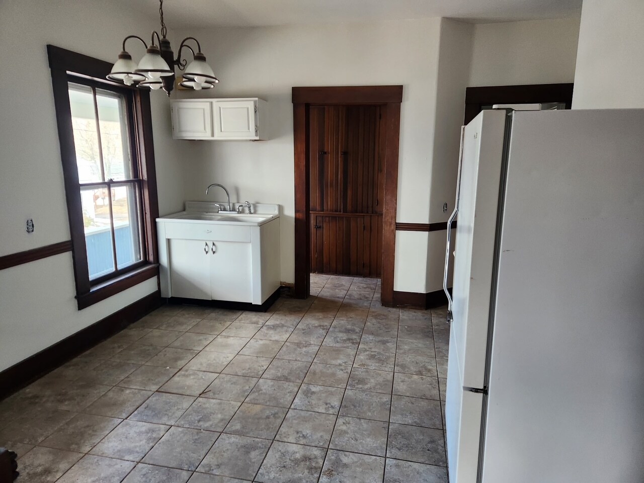 Building Photo - 53 Gale Ave