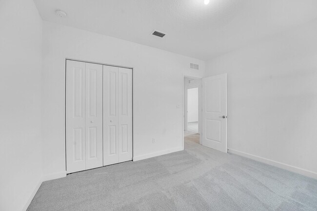Building Photo - 3521 Angler Dr