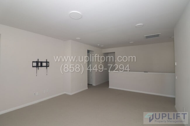 Building Photo - New Construction Home in Valley Center! 5 ...