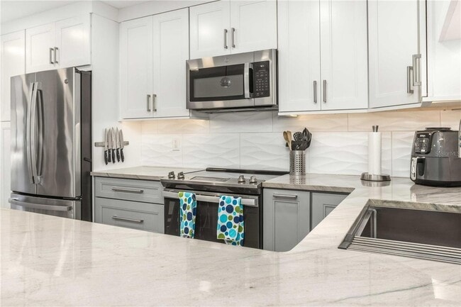 Building Photo - 105 Island Way