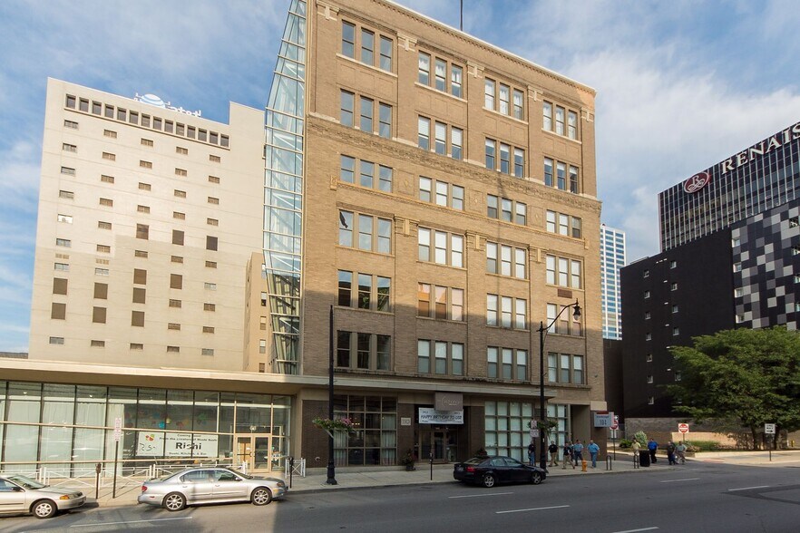 Building Photo - 110 N 3rd St