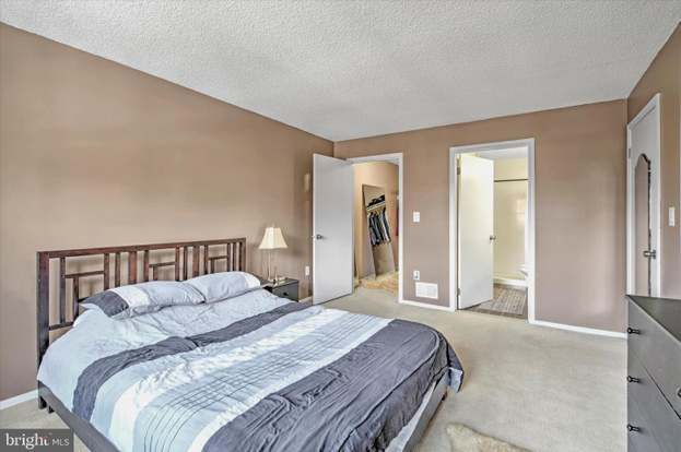 Building Photo - 18 Feiler Ct