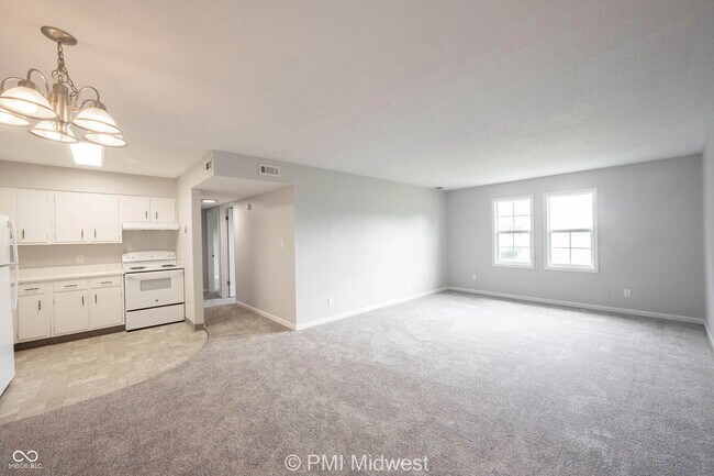 Building Photo - 326 Progress Rd