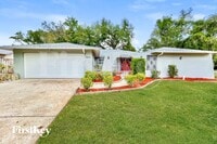 Building Photo - 7631 Tall Tree Ct