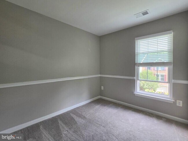 Building Photo - 4613 Ripley Manor Terrace