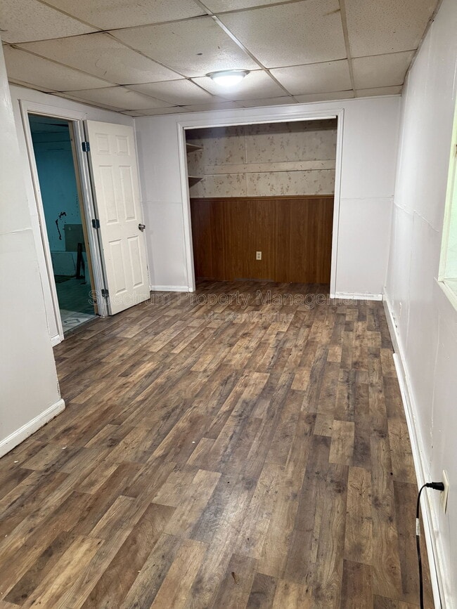 Building Photo - 11 Sherwin St