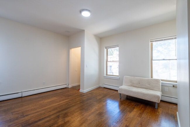 Primary Photo - 363 Liberty St