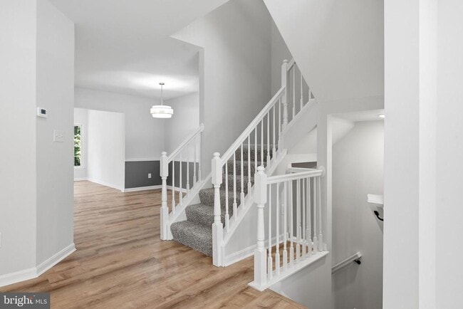 Building Photo - 8972 Benchmark Ln