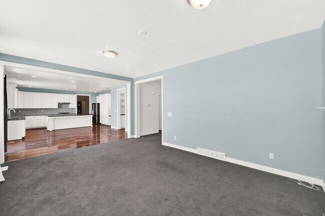 Building Photo - 774 Star Spangled Dr