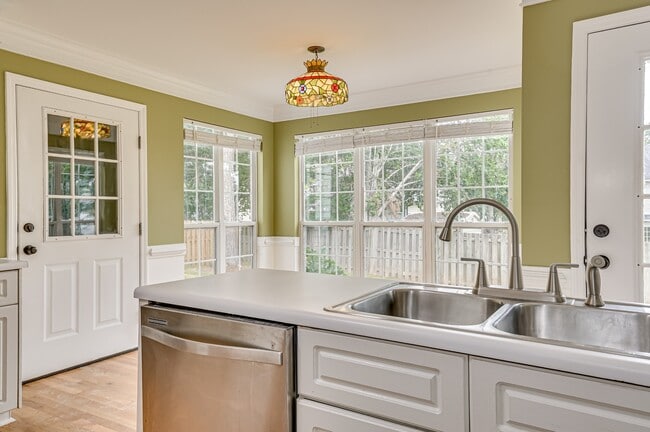 Building Photo - 4111 Eagle Nest Dr