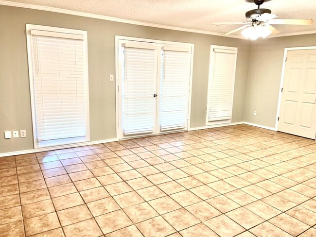 Building Photo - 4601 76th St