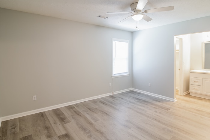 Building Photo - 1312 Hampton Dr