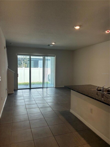 Building Photo - 2913 Beluga Bay Dr