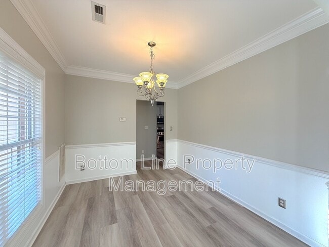 Building Photo - 12430 McAllister Park Dr