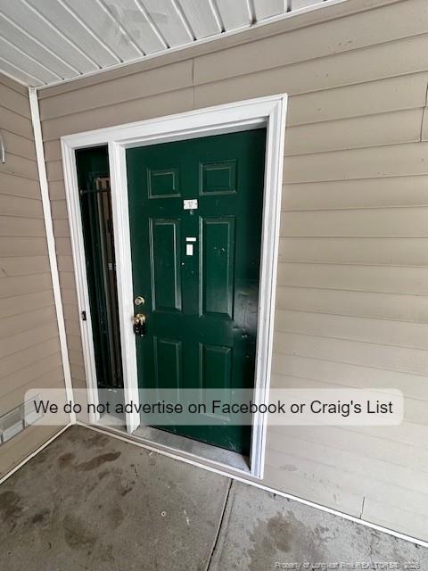 Building Photo - 3385 Galleria Dr