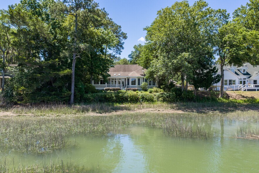 Building Photo - 371 Cottage Farm Dr