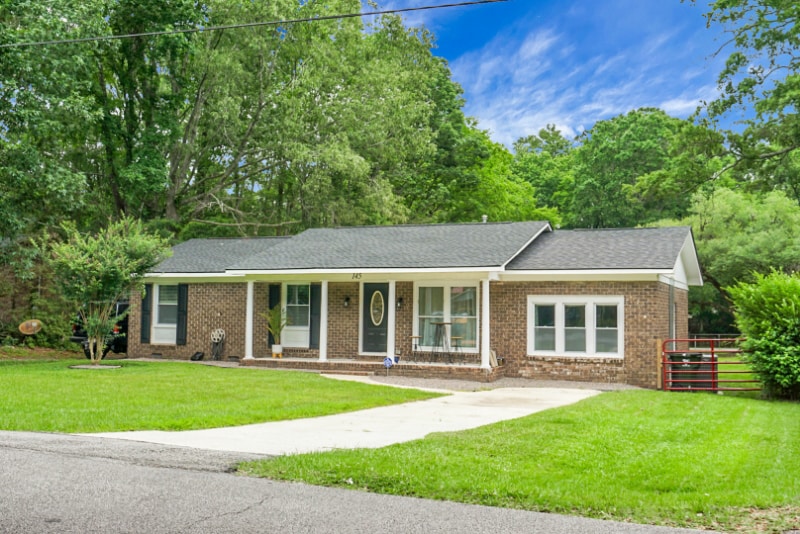 Primary Photo - 145 Giles Dr