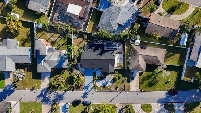 Building Photo - 2161 Edythe Dr