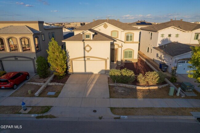 Building Photo - 3204 Merry Mdw