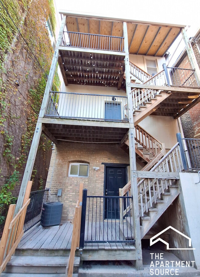 Building Photo - 1237 W Ohio St