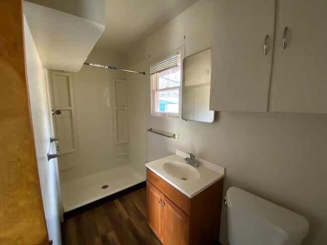 Building Photo - 5773 Stratton Lane