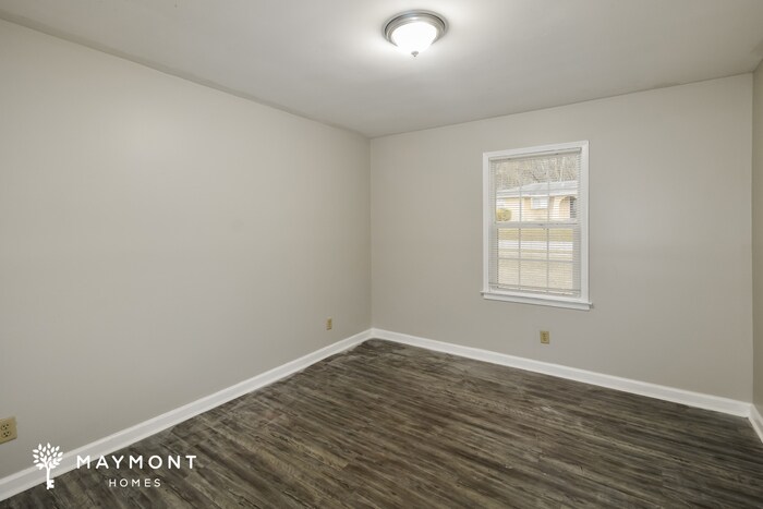 Building Photo - 5817 Carriage Brook Rd