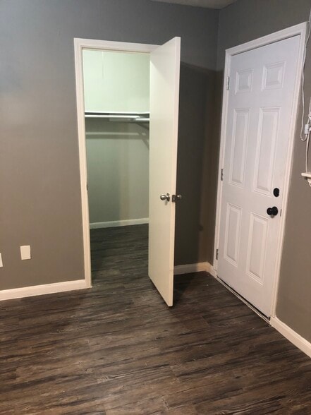 Building Photo - 12722 Villawood Ln