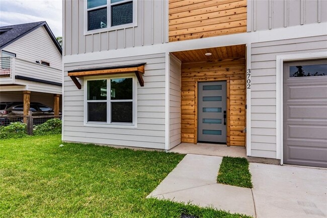 Building Photo - 3702 Tower View Ct