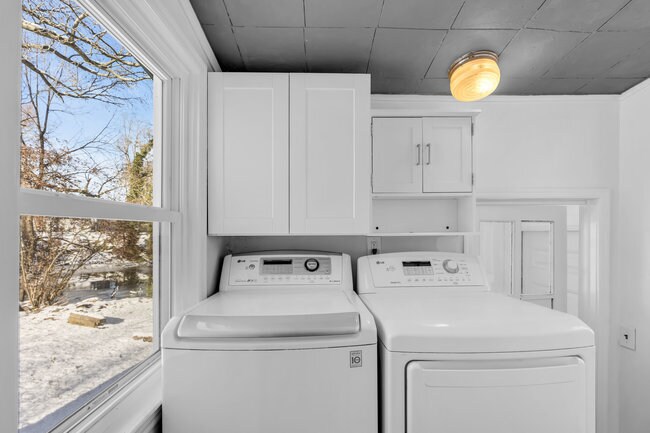 Building Photo - 1739 Asbury Ave