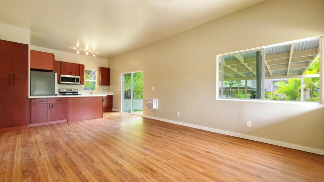 Building Photo - Rarely available Kawailoa-Kailua Neighborh...