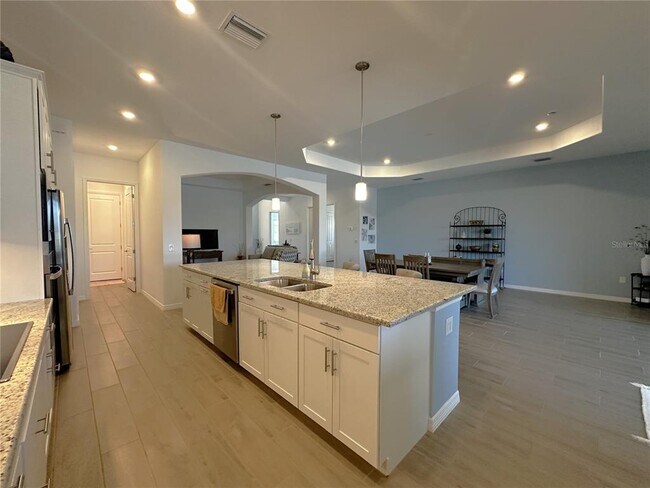 Building Photo - 15172 River Birch Ct